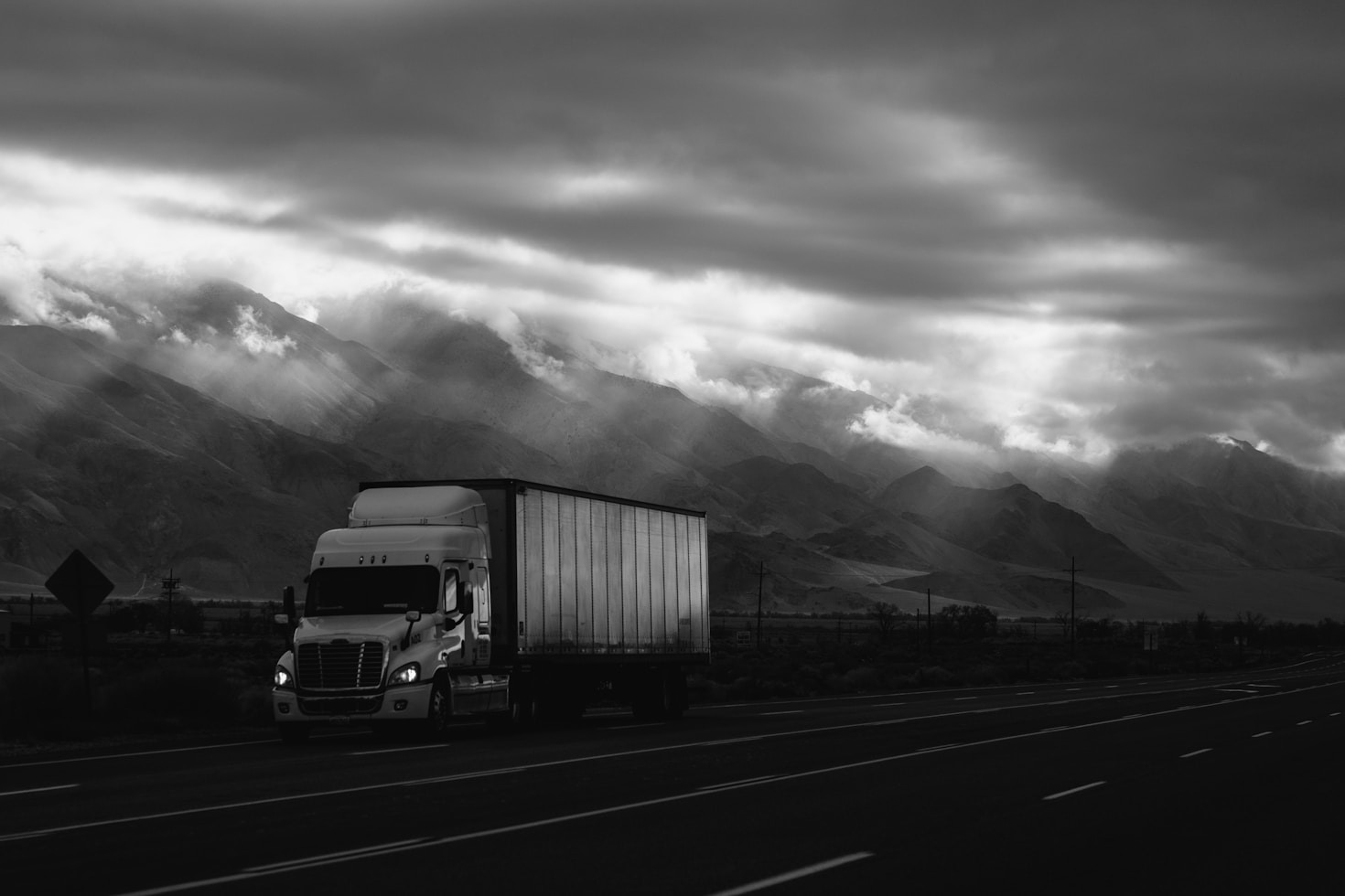 Top Tips for Maintaining FMCSA Compliance in 2023